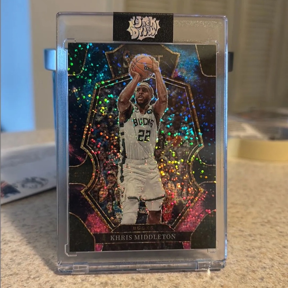 Khris Middleton Select Cosmic SSP